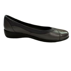 Cobbie Cuddlers Eleanor Leather Upper Gray Flats 7W